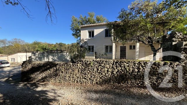 Afficher la photo en grand Appartement F4 à louer - 4 pièces - 92.09 m2 - ST HILAIRE DE BRETHMAS - 30 - LANGUEDOC-ROUSSILLON - Century 21 Impact Immobilier