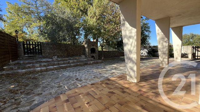 Afficher la photo en grand Appartement F4 à louer - 4 pièces - 92.09 m2 - ST HILAIRE DE BRETHMAS - 30 - LANGUEDOC-ROUSSILLON - Century 21 Impact Immobilier