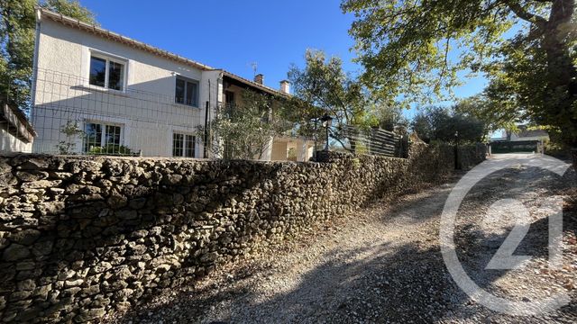 Afficher la photo en grand Appartement F4 à louer - 4 pièces - 92.09 m2 - ST HILAIRE DE BRETHMAS - 30 - LANGUEDOC-ROUSSILLON - Century 21 Impact Immobilier