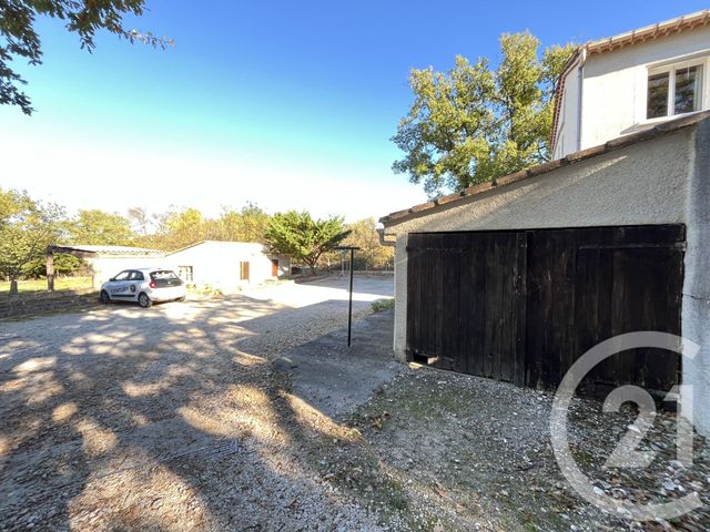 Afficher la photo en grand Appartement F4 à louer - 4 pièces - 92.09 m2 - ST HILAIRE DE BRETHMAS - 30 - LANGUEDOC-ROUSSILLON - Century 21 Impact Immobilier