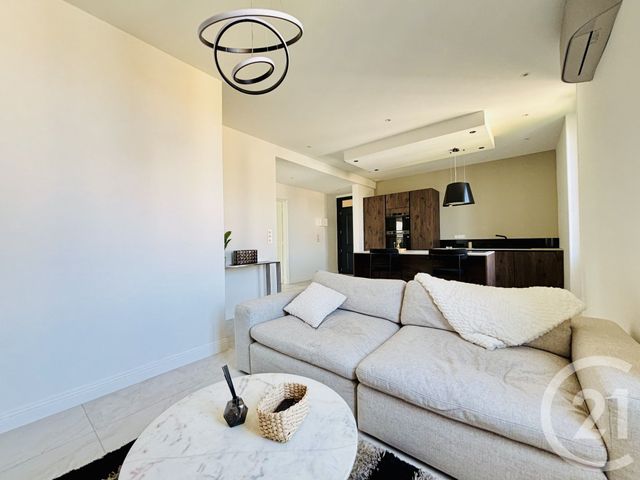 Appartement F3 à vendre - 3 pièces - 67.9 m2 - ALES - 30 - LANGUEDOC-ROUSSILLON - Century 21 Impact Immobilier