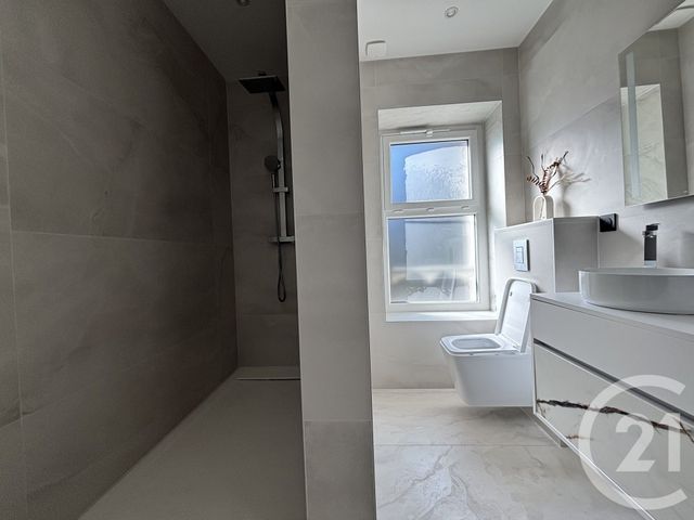 Appartement F3 à vendre - 3 pièces - 69.06 m2 - ALES - 30 - LANGUEDOC-ROUSSILLON - Century 21 Impact Immobilier