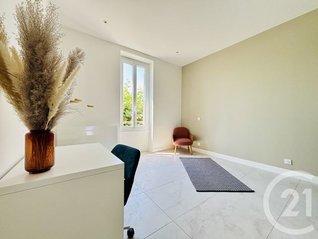 Appartement F3 à vendre - 3 pièces - 67.9 m2 - ALES - 30 - LANGUEDOC-ROUSSILLON - Century 21 Impact Immobilier