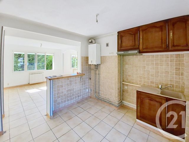 Afficher la photo en grand Appartement F4 à vendre - 4 pièces - 59.88 m2 - ALES - 30 - LANGUEDOC-ROUSSILLON - Century 21 Impact Immobilier