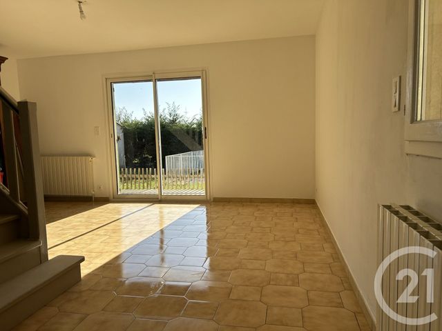 maison à louer - 5 pièces - 118.3 m2 - ST CHRISTOL LES ALES - 30 - LANGUEDOC-ROUSSILLON - Century 21 Impact Immobilier