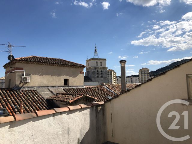 Afficher la photo en grand Appartement T2 à louer - 2 pièces - 42.4 m2 - ALES - 30 - LANGUEDOC-ROUSSILLON - Century 21 Impact Immobilier