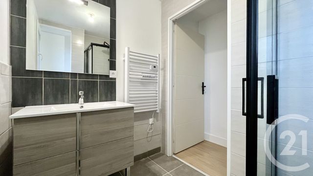 Appartement F4 à louer - 4 pièces - 63.81 m2 - ALES - 30 - LANGUEDOC-ROUSSILLON - Century 21 Impact Immobilier