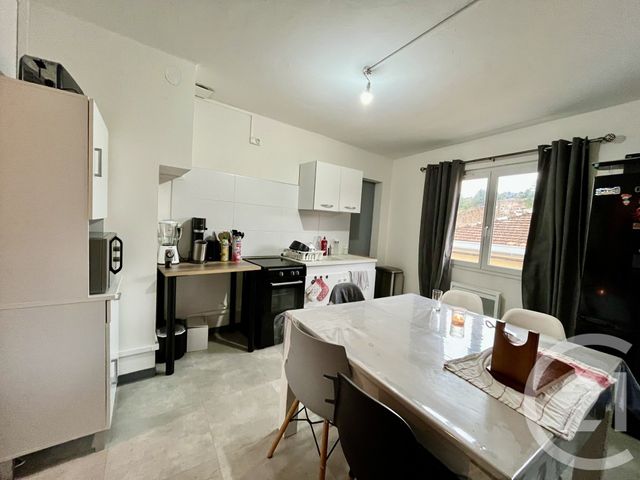 Appartement T4 à louer - 4 pièces - 84.8 m2 - ST AMBROIX - 30 - LANGUEDOC-ROUSSILLON - Century 21 Impact Immobilier