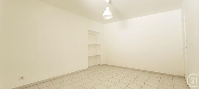 Appartement F3 à louer - 3 pièces - 85.0 m2 - ALES - 30 - LANGUEDOC-ROUSSILLON - Century 21 Impact Immobilier