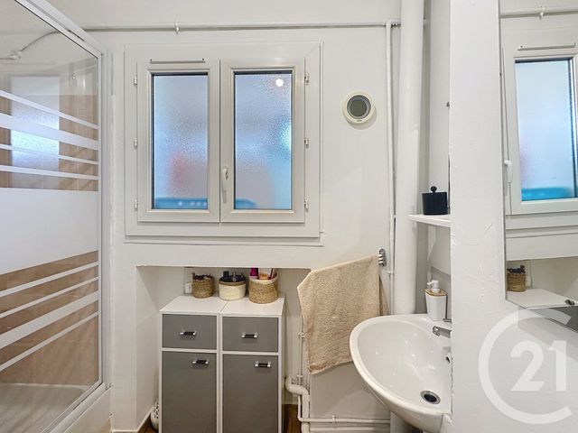 Appartement T3 à vendre - 3 pièces - 54.1 m2 - ALES - 30 - LANGUEDOC-ROUSSILLON - Century 21 Impact Immobilier