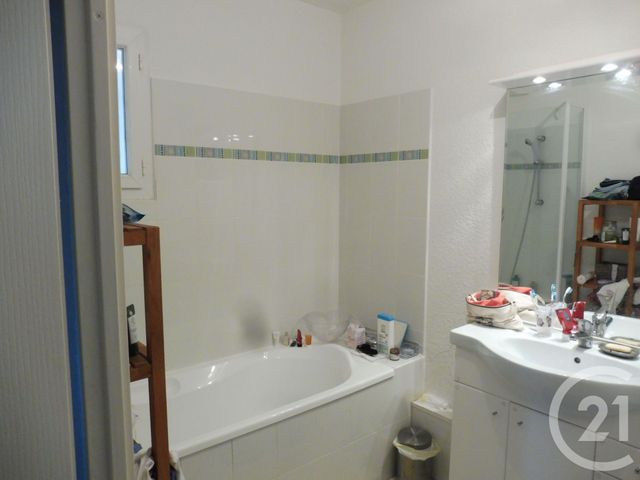 Appartement T3 à louer - 3 pièces - 58.09 m2 - ALES - 30 - LANGUEDOC-ROUSSILLON - Century 21 Impact Immobilier