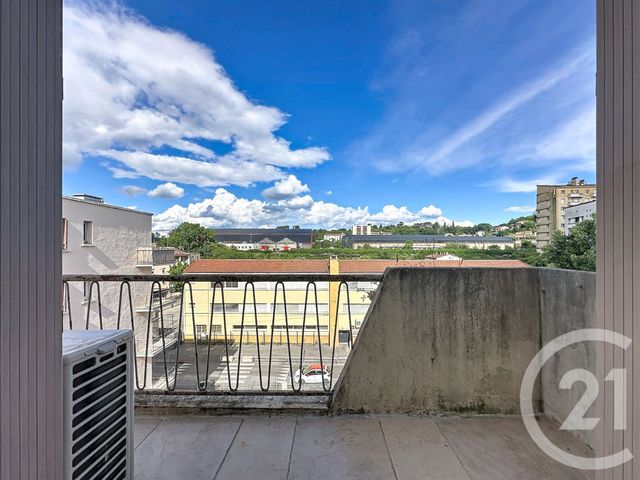 Appartement T5 à vendre - 5 pièces - 74.08 m2 - ALES - 30 - LANGUEDOC-ROUSSILLON - Century 21 Impact Immobilier