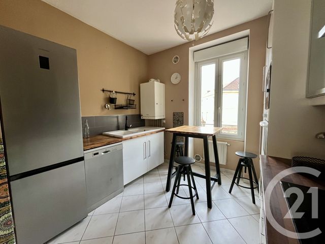 Appartement Duplex à louer - 4 pièces - 79.94 m2 - ALES - 30 - LANGUEDOC-ROUSSILLON - Century 21 Impact Immobilier