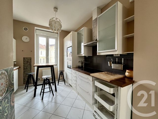 Appartement Duplex à louer - 4 pièces - 79.94 m2 - ALES - 30 - LANGUEDOC-ROUSSILLON - Century 21 Impact Immobilier