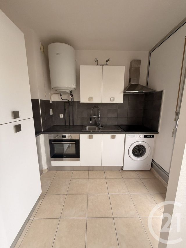 Appartement F2 à vendre - 2 pièces - 38.5 m2 - ALES - 30 - LANGUEDOC-ROUSSILLON - Century 21 Impact Immobilier