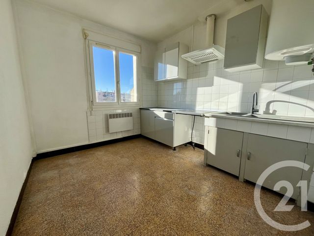 Appartement F4 à louer - 4 pièces - 65.0 m2 - ALES - 30 - LANGUEDOC-ROUSSILLON - Century 21 Impact Immobilier