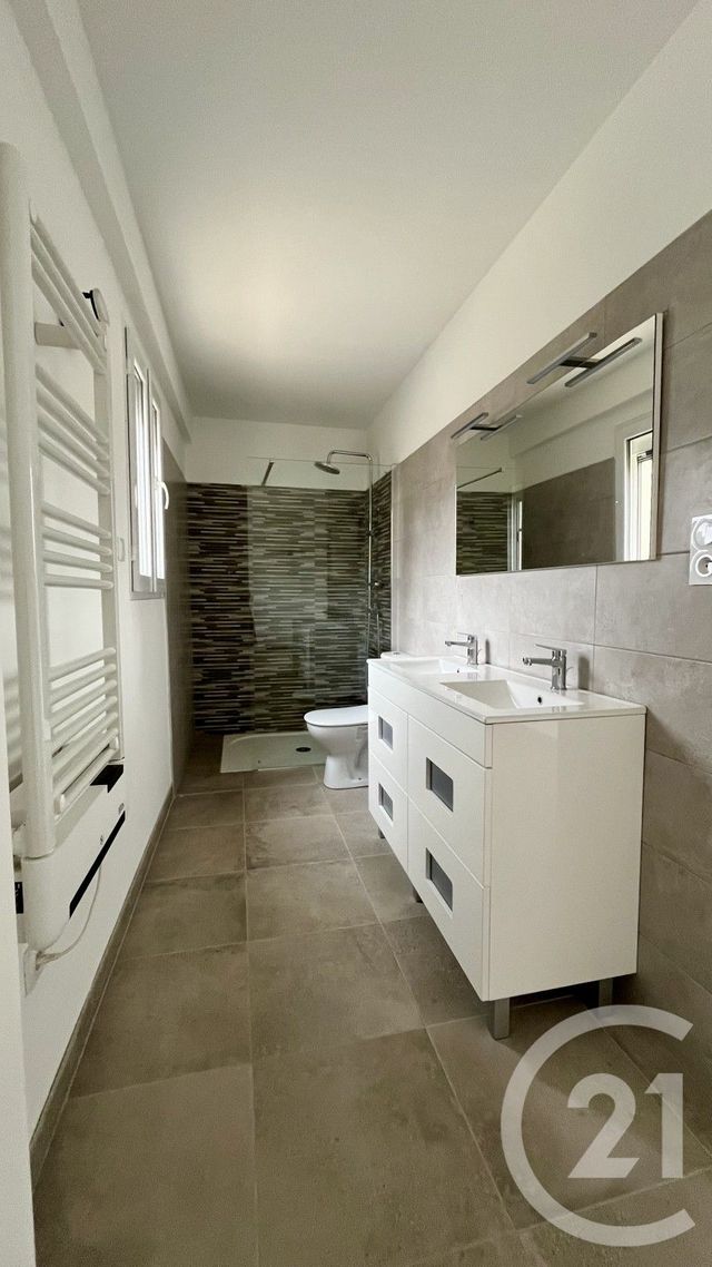 maison à louer - 4 pièces - 90.0 m2 - ST HILAIRE DE BRETHMAS - 30 - LANGUEDOC-ROUSSILLON - Century 21 Impact Immobilier