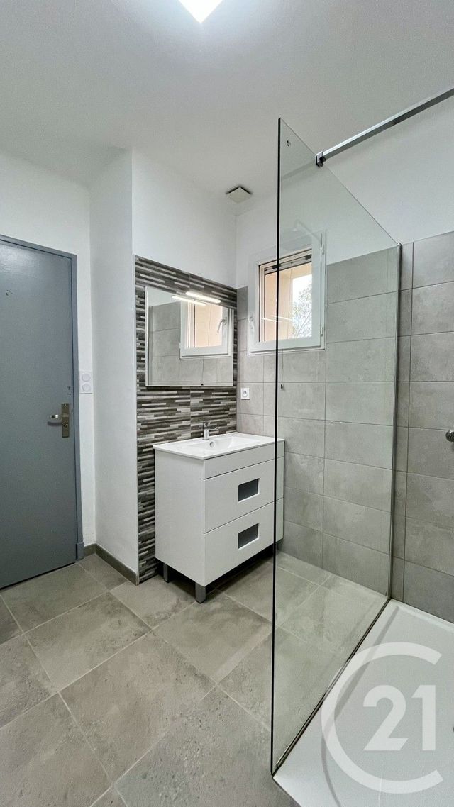 maison à louer - 4 pièces - 90.0 m2 - ST HILAIRE DE BRETHMAS - 30 - LANGUEDOC-ROUSSILLON - Century 21 Impact Immobilier