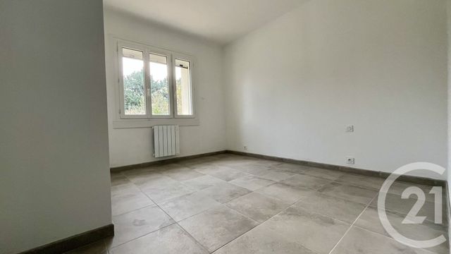 maison à louer - 4 pièces - 90.0 m2 - ST HILAIRE DE BRETHMAS - 30 - LANGUEDOC-ROUSSILLON - Century 21 Impact Immobilier