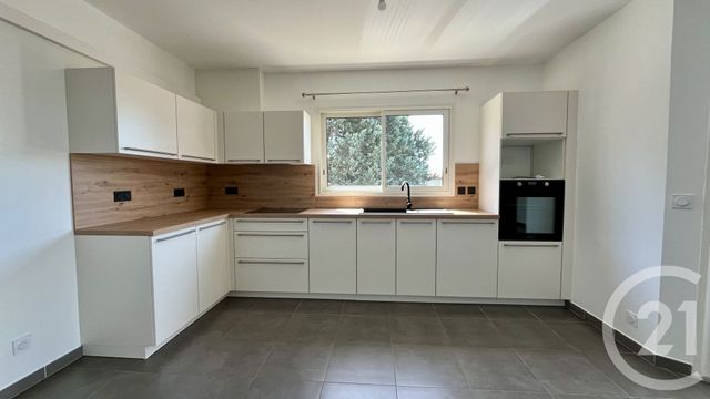 Appartement F4 à louer - 4 pièces - 98.0 m2 - ST CHRISTOL LES ALES - 30 - LANGUEDOC-ROUSSILLON - Century 21 Impact Immobilier