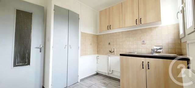 Appartement T3 à louer - 3 pièces - 65.86 m2 - ALES - 30 - LANGUEDOC-ROUSSILLON - Century 21 Impact Immobilier