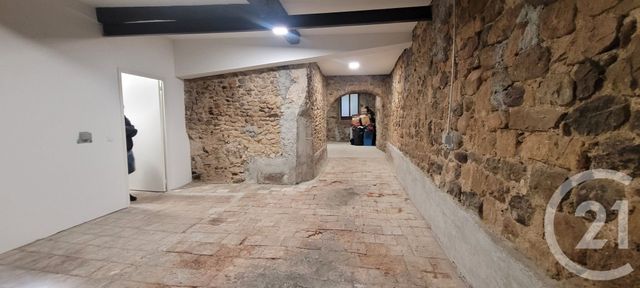 Parking à louer ST JEAN DU GARD