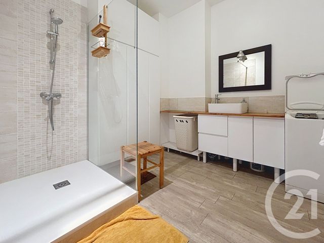 Appartement F3 à vendre - 3 pièces - 110.0 m2 - ALES - 30 - LANGUEDOC-ROUSSILLON - Century 21 Impact Immobilier