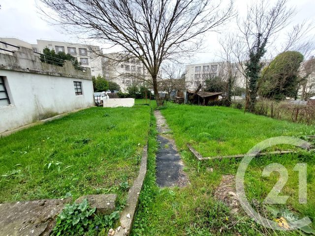 Appartement F2 à vendre - 2 pièces - 40.22 m2 - ALES - 30 - LANGUEDOC-ROUSSILLON - Century 21 Impact Immobilier