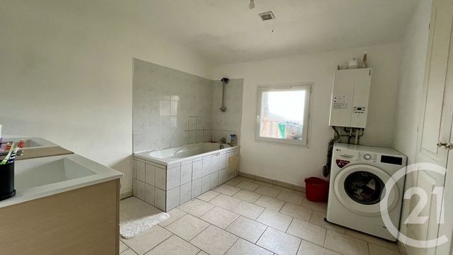Appartement F5 à louer - 5 pièces - 115.0 m2 - ST PRIVAT DES VIEUX - 30 - LANGUEDOC-ROUSSILLON - Century 21 Impact Immobilier