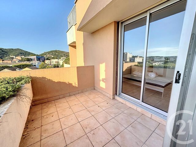 Appartement F2 à louer - 2 pièces - 40.39 m2 - ALES - 30 - LANGUEDOC-ROUSSILLON - Century 21 Impact Immobilier