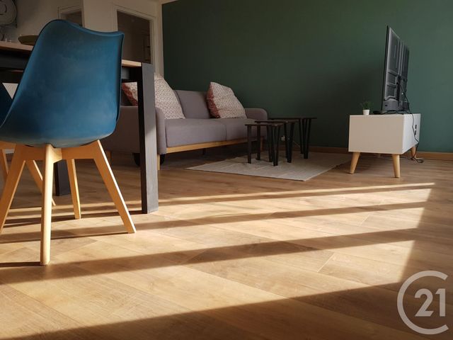 Appartement T4 à louer - 4 pièces - 67.0 m2 - ALES - 30 - LANGUEDOC-ROUSSILLON - Century 21 Impact Immobilier