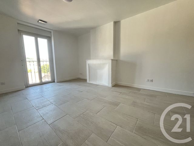 Appartement F3 à louer - 3 pièces - 76.2 m2 - ALES - 30 - LANGUEDOC-ROUSSILLON - Century 21 Impact Immobilier