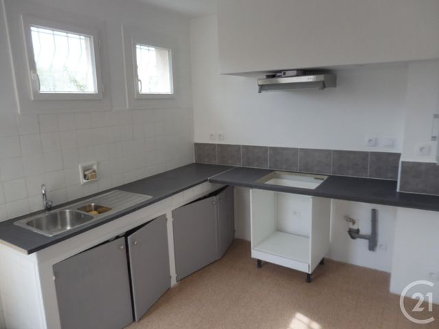 Appartement F5 à louer - 5 pièces - 95.88 m2 - ALES - 30 - LANGUEDOC-ROUSSILLON - Century 21 Impact Immobilier