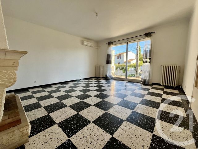 Appartement F5 à louer - 5 pièces - 95.88 m2 - ALES - 30 - LANGUEDOC-ROUSSILLON - Century 21 Impact Immobilier