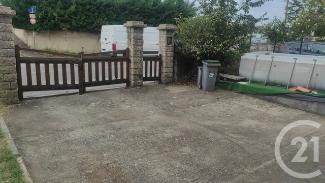 Appartement F5 à louer - 5 pièces - 95.88 m2 - ALES - 30 - LANGUEDOC-ROUSSILLON - Century 21 Impact Immobilier