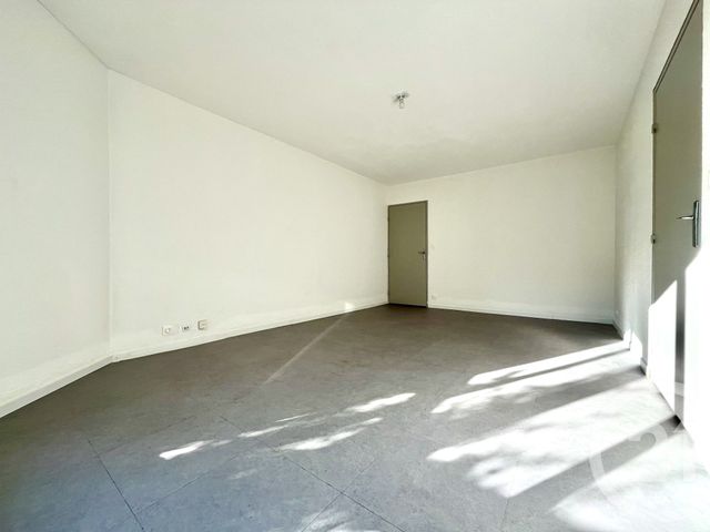 Appartement F3 à louer - 3 pièces - 65.0 m2 - ALES - 30 - LANGUEDOC-ROUSSILLON - Century 21 Impact Immobilier