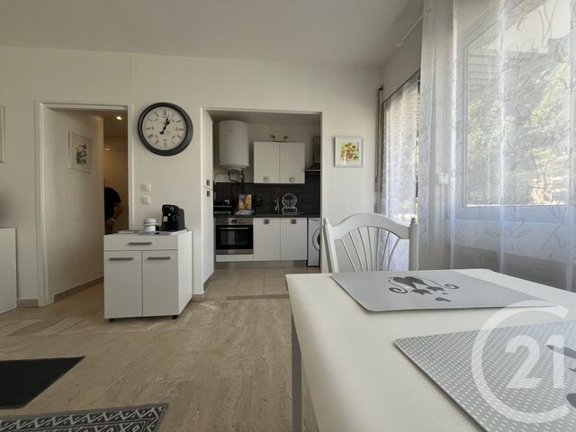 Appartement F2 à louer - 2 pièces - 38.5 m2 - ALES - 30 - LANGUEDOC-ROUSSILLON - Century 21 Impact Immobilier