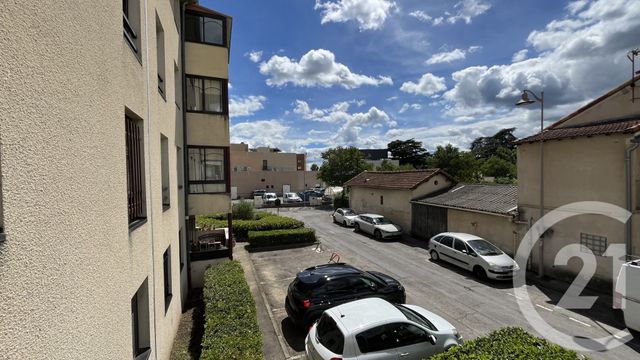 Appartement F3 à louer - 3 pièces - 70.0 m2 - ALES - 30 - LANGUEDOC-ROUSSILLON - Century 21 Impact Immobilier