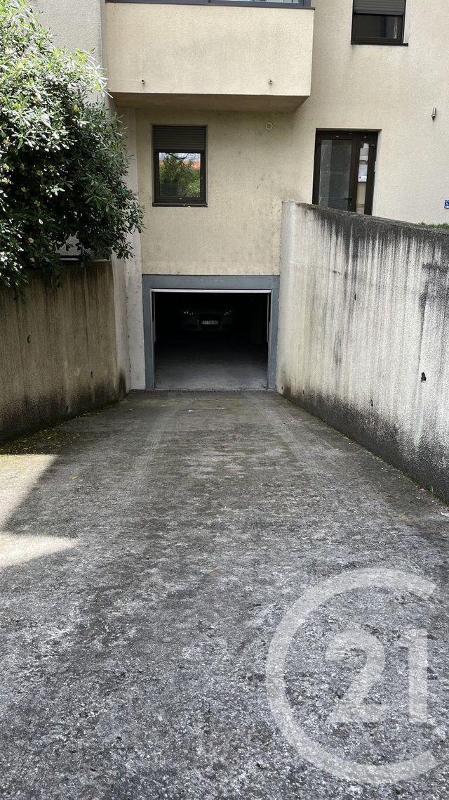 Appartement F3 à louer - 3 pièces - 70.0 m2 - ALES - 30 - LANGUEDOC-ROUSSILLON - Century 21 Impact Immobilier