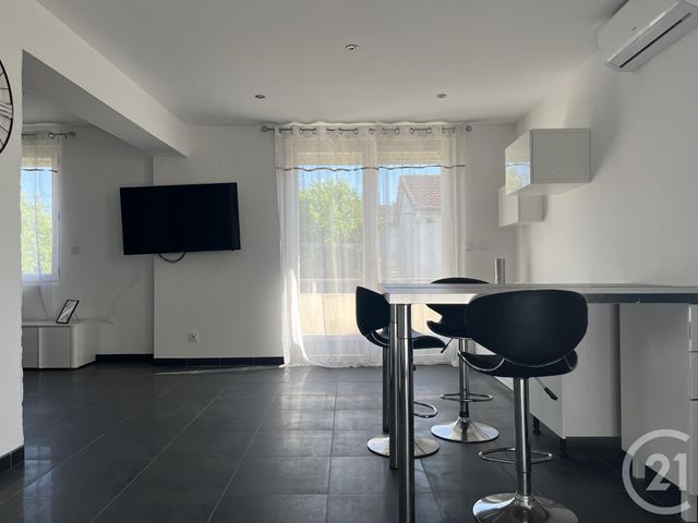 Appartement F3 à louer - 3 pièces - 65.0 m2 - ALES - 30 - LANGUEDOC-ROUSSILLON - Century 21 Impact Immobilier