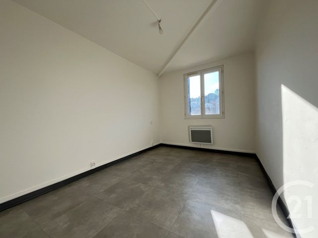 Appartement T2 à louer - 2 pièces - 43.1 m2 - ST AMBROIX - 30 - LANGUEDOC-ROUSSILLON - Century 21 Impact Immobilier