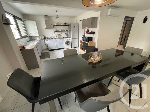 Appartement F3 à louer - 3 pièces - 85.57 m2 - ALES - 30 - LANGUEDOC-ROUSSILLON - Century 21 Impact Immobilier