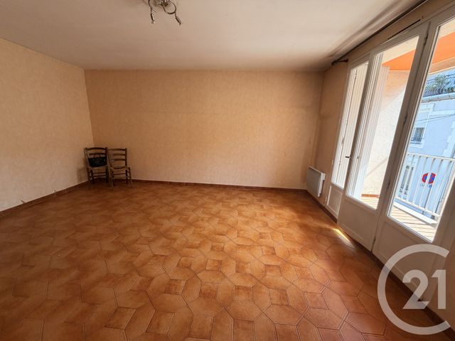 Appartement F2 à vendre - 2 pièces - 47.12 m2 - ALES - 30 - LANGUEDOC-ROUSSILLON - Century 21 Impact Immobilier