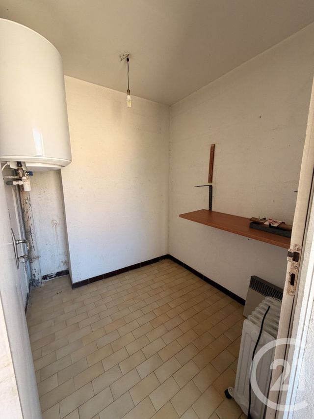 Appartement F2 à vendre - 2 pièces - 47.12 m2 - ALES - 30 - LANGUEDOC-ROUSSILLON - Century 21 Impact Immobilier