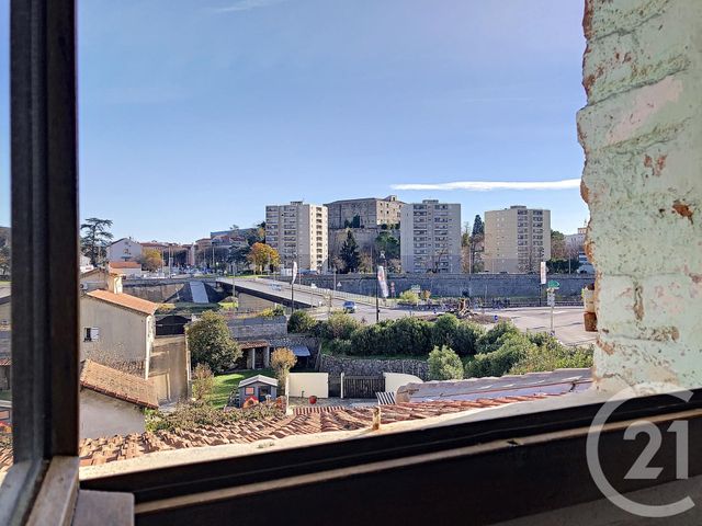 Appartement à louer - 2 pièces - 29.0 m2 - ALES - 30 - LANGUEDOC-ROUSSILLON - Century 21 Impact Immobilier
