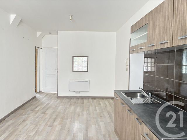 Appartement T4 à louer - 4 pièces - 67.5 m2 - LA GRAND COMBE - 30 - LANGUEDOC-ROUSSILLON - Century 21 Impact Immobilier