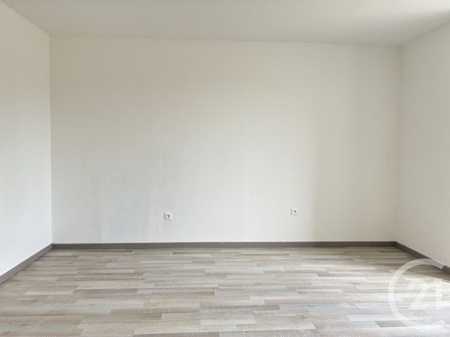 Appartement T4 à louer - 4 pièces - 67.5 m2 - LA GRAND COMBE - 30 - LANGUEDOC-ROUSSILLON - Century 21 Impact Immobilier