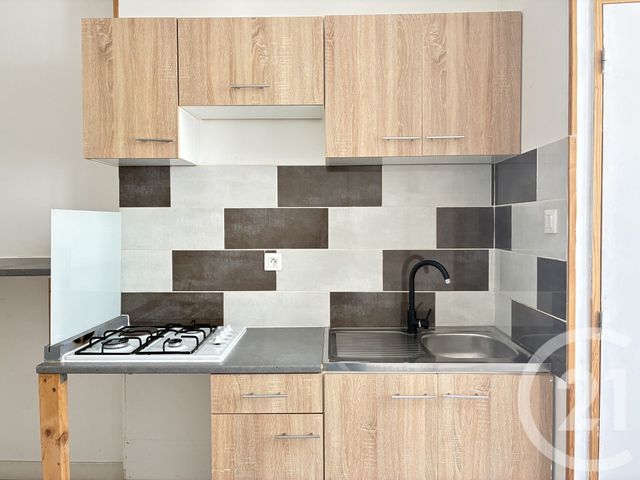 Appartement T2 à louer - 2 pièces - 31.24 m2 - LA GRAND COMBE - 30 - LANGUEDOC-ROUSSILLON - Century 21 Impact Immobilier