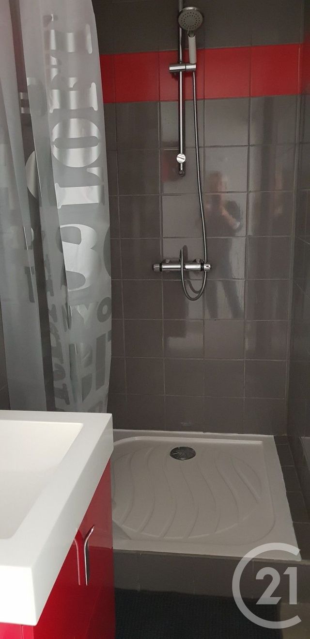 Appartement F2 à louer - 2 pièces - 37.0 m2 - ALES - 30 - LANGUEDOC-ROUSSILLON - Century 21 Impact Immobilier