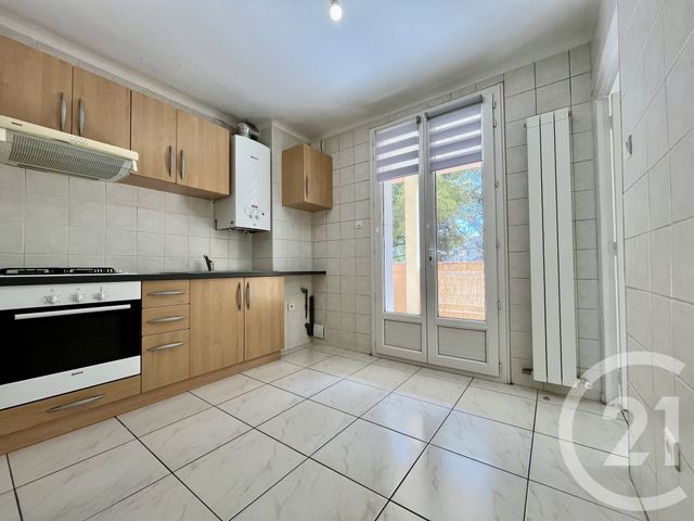 Appartement F4 à louer - 3 pièces - 66.0 m2 - ALES - 30 - LANGUEDOC-ROUSSILLON - Century 21 Impact Immobilier